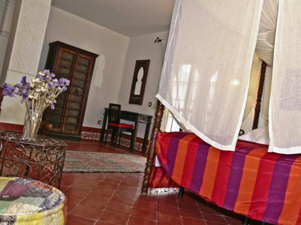 Alcoba del Rey de Sevilla : photo 8 de la chambre suite lit queen-size avec baignoire spa