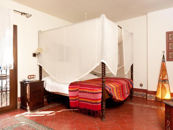 Alcoba del Rey de Sevilla : photo 5 de la chambre suite lit queen-size avec baignoire spa
