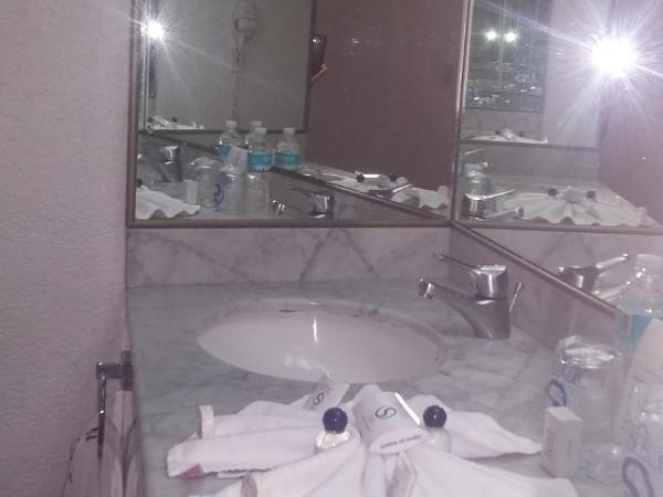 Hotel Inn Sur : photo 7 de la chambre chambre lit king-size