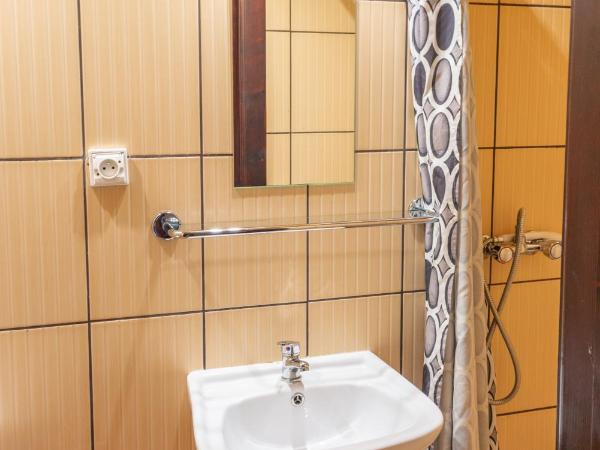 Dom wypoczynkowy Stoch Mądry : photo 10 de la chambre chambre familiale avec balcon
