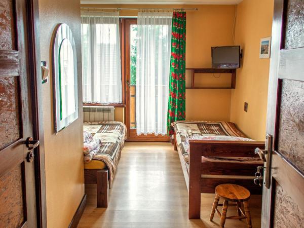 Dom wypoczynkowy Stoch Mądry : photo 6 de la chambre chambre double avec salle de bains privative