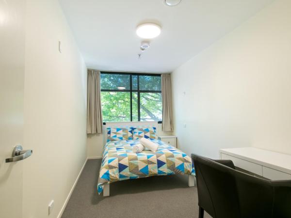 Hobson Lodge : photo 2 de la chambre chambre double avec salle de bains commune