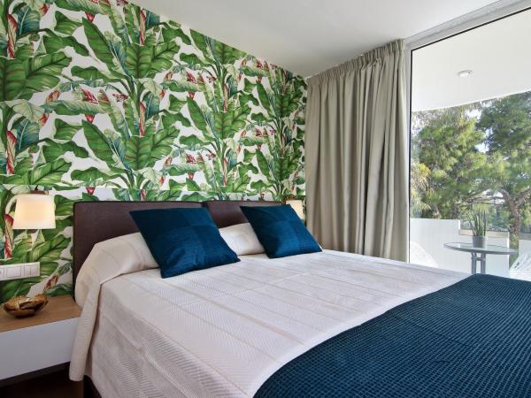 Maison 66, Riviera Hotels : photo 2 de la chambre superior double room with balcony & side sea view