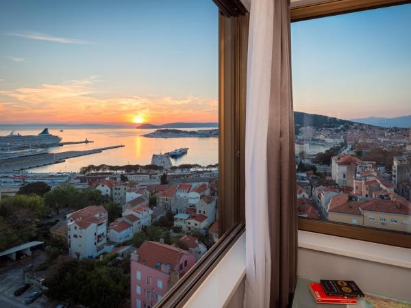 Royal Suites-Sky : photo 4 de la chambre studio - vue sur mer