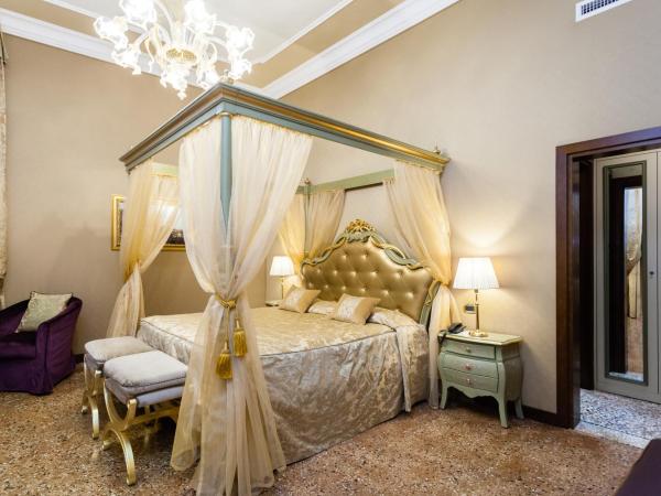 Hotel Al Ponte Mocenigo : photo 5 de la chambre suite junior