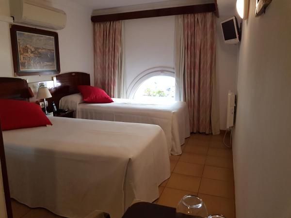 Hotel La Residencia : photo 3 de la chambre chambre double Économique