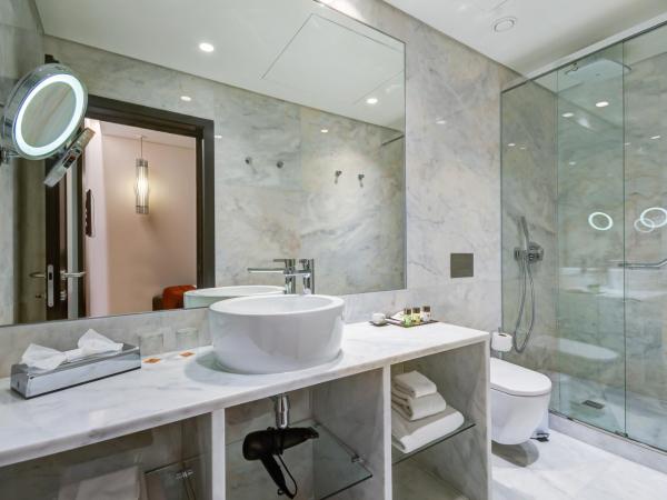 Hotel Santa Justa : photo 4 de la chambre chambre double confort - vue sur intérieur