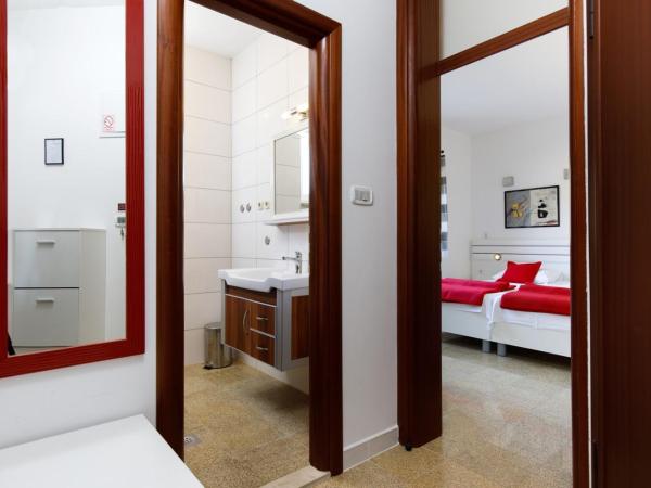 Ark Beach Apartments : photo 7 de la chambre appartement