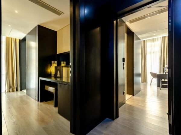 Hotel Santa Justa : photo 6 de la chambre chambre familiale avec vue sur la rue