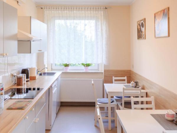 Botanik Hostel : photo 3 de la chambre chambre simple avec toilettes et douche communes