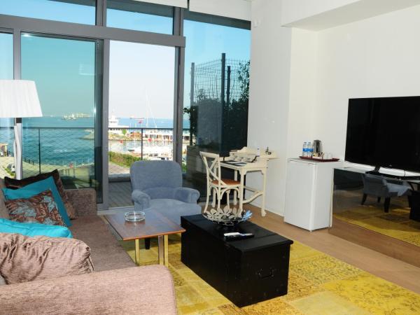 Ataköy Marina Park Hotel Residence : photo 9 de la chambre appartement familial 1 chambre - vue sur mer