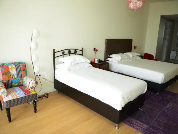 Ataköy Marina Park Hotel Residence : photo 8 de la chambre appartement familial 1 chambre - vue partielle sur port de plaisance 