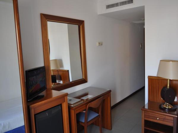 Hostal Vila del Mar : photo 3 de la chambre chambre simple