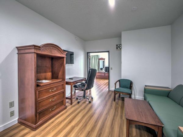 Motel 6-Dallas, TX - Northwest : photo 2 de la chambre suite lit king-size deluxe - non-fumeurs