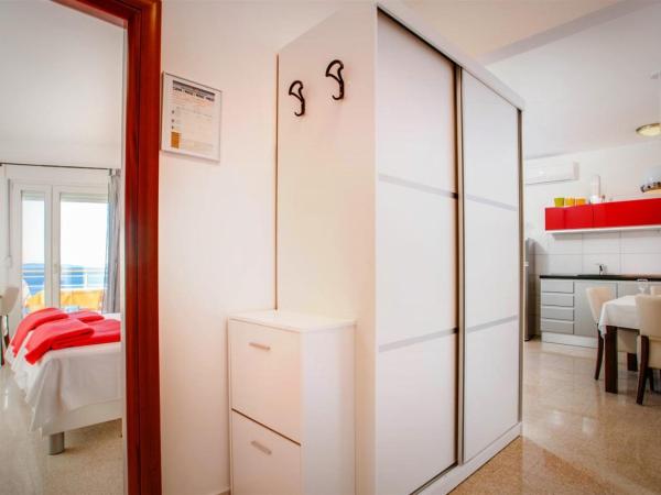 Ark Beach Apartments : photo 4 de la chambre appartement - vue sur mer