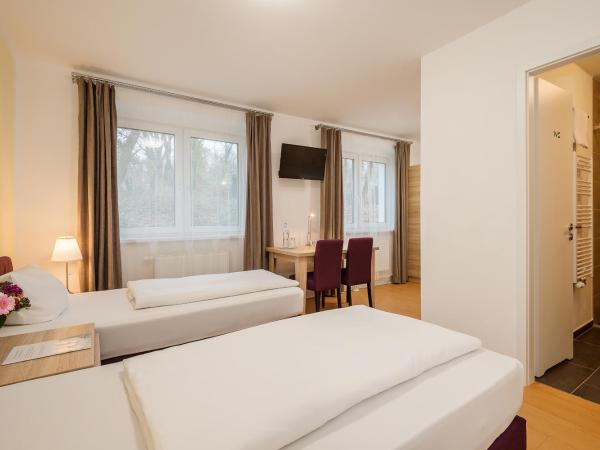 Hotel City Green Berlin : photo 1 de la chambre chambre double confort
