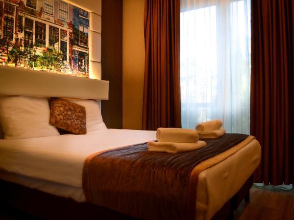 Hotel Mosaic City Centre : photo 1 de la chambre chambre lits jumeaux