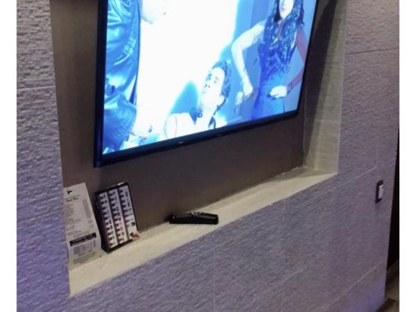 Hotel Plaza Arteaga : photo 6 de la chambre suite deluxe avec lit king-size