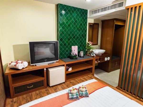 Dang Derm Khaosan : photo 1 de la chambre chambre lit queen-size