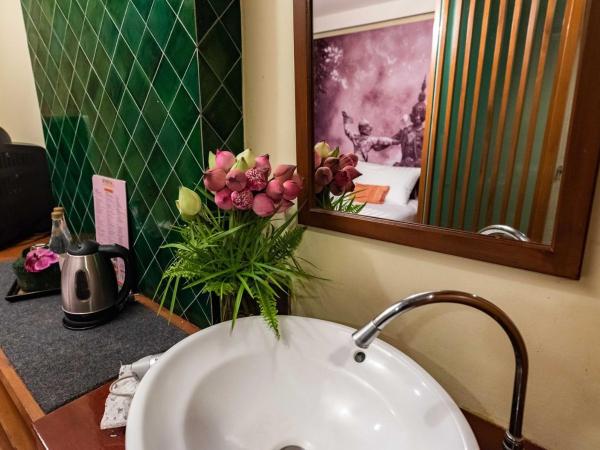 Dang Derm Khaosan : photo 5 de la chambre chambre lit queen-size