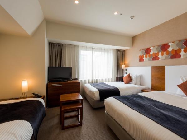 HOTEL MYSTAYS Sapporo Station : photo 2 de la chambre chambre familiale - non-fumeurs