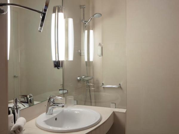 Hôtel Regent's Garden - Astotel : photo 4 de la chambre chambre double standard