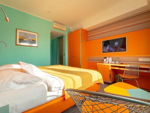 Hotel Continental : photo 2 de la chambre chambre double ou lits jumeaux supérieure