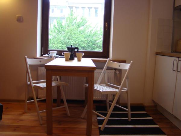 St. Dorothys hostel - apartments : photo 8 de la chambre studio avec vue sur ville