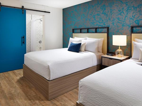 The Shoal Hotel La Jolla Beach : photo 2 de la chambre chambre avec 2 grands lits queen-size