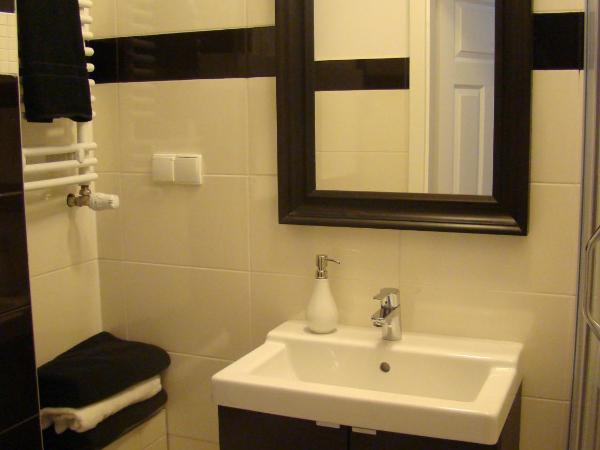 St. Dorothys hostel - apartments : photo 6 de la chambre studio de luxe - vue sur ville