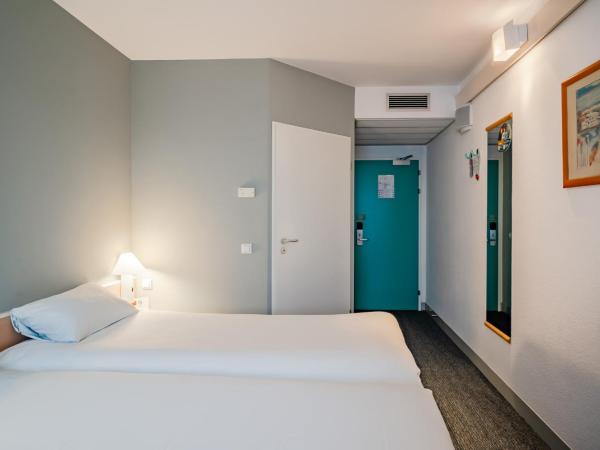Ibis Częstochowa : photo 9 de la chambre chambre lits jumeaux