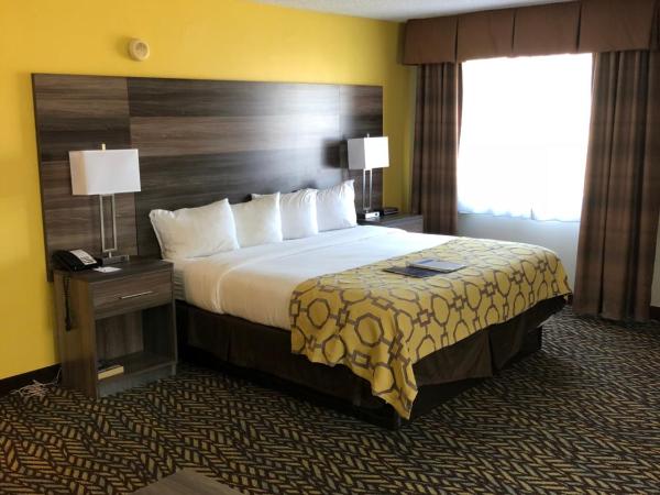 Baymont by Wyndham Oklahoma City Airport : photo 1 de la chambre suite studio lit king-size - non-fumeurs