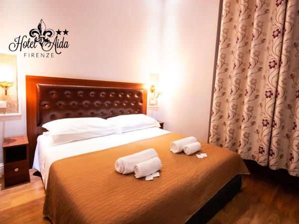 Hotel Aida : photo 2 de la chambre chambre double ou lits jumeaux avec salle de bains privative