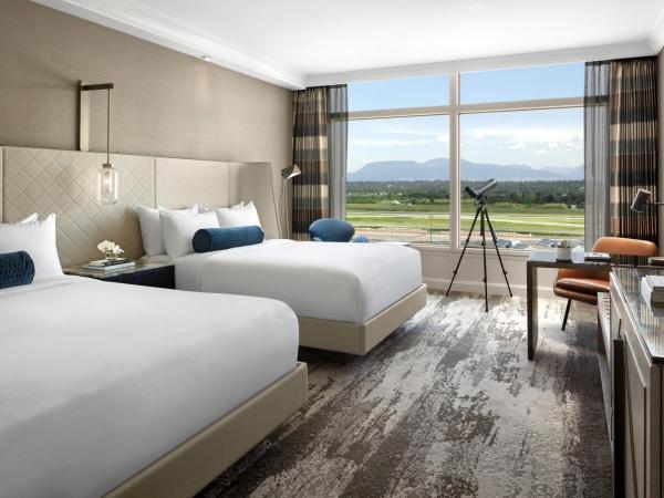 Fairmont Vancouver Airport In-Terminal Hotel : photo 3 de la chambre chambre fairmont gold avec 2 lits doubles