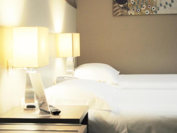 Hotel Maggiore : photo 2 de la chambre chambre lits jumeaux