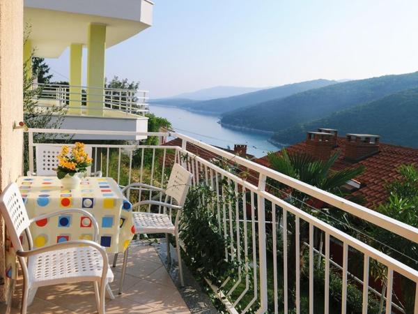 Apartments Villa Adria : photo 2 de la chambre appartement