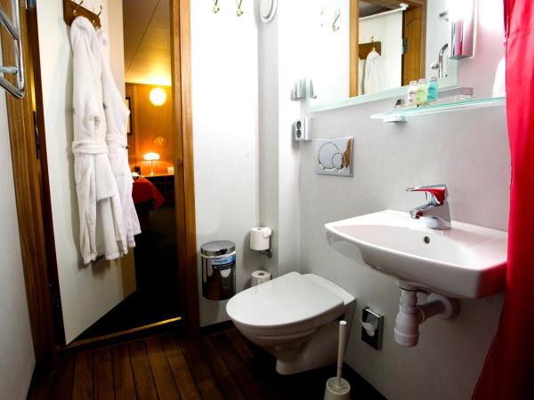 Hotel Barken Viking : photo 8 de la chambre chambre double