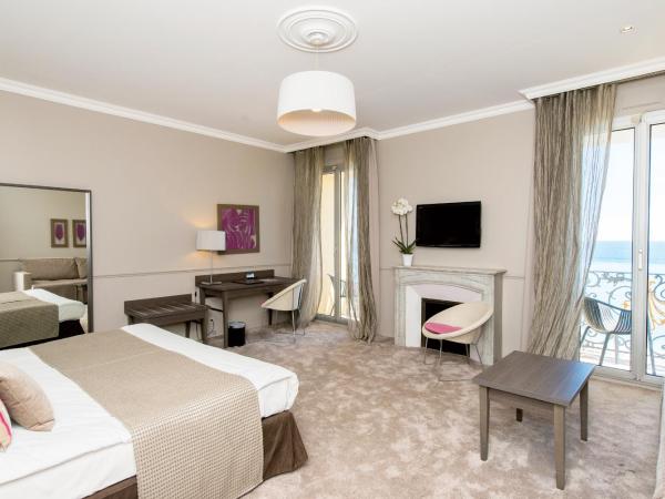 Hôtel Le Royal Promenade des Anglais : photo 1 de la chambre chambre double ou lits jumeaux deluxe - vue sur mer