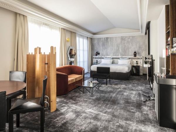 Hotel Les Bains Paris : photo 1 de la chambre suite avec balcon