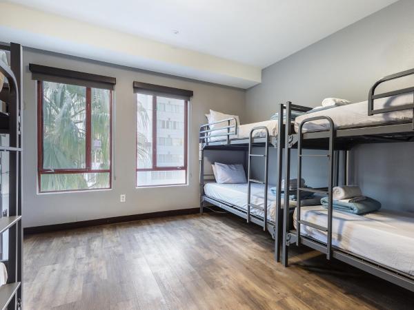 HI Los Angeles - Santa Monica Hostel : photo 4 de la chambre bed in women's 6-bed dormitory