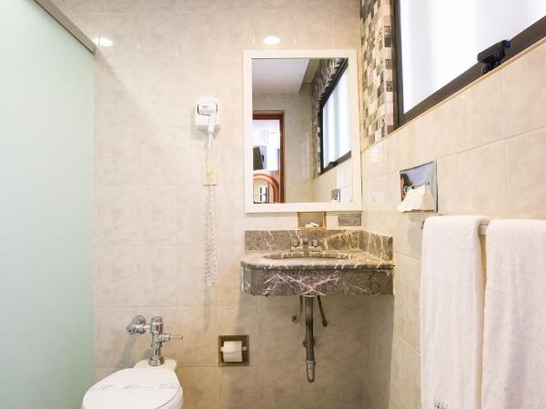 Hotel Diligencias : photo 7 de la chambre chambre lit king-size