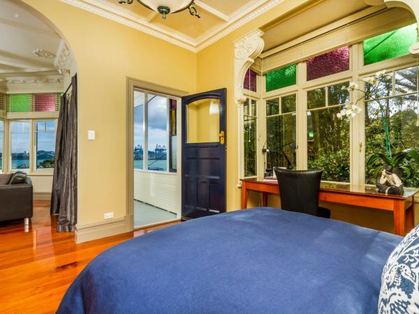 Devonport Harbour View : photo 8 de la chambre suite deluxe - vue sur mer
