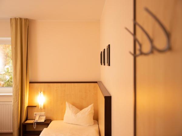 Bergwirtschaft Wilder Mann Hotel und Restaurant : photo 5 de la chambre chambre simple