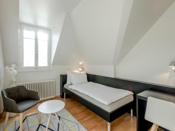 Boutique Hotel KARL : photo 7 de la chambre chambre quadruple - vue sur rivière et montagne