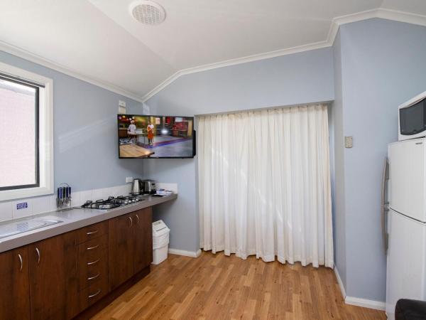 Karrinyup Waters Resort : photo 4 de la chambre open plan family