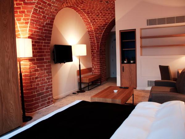 The Granary - La Suite Hotel : photo 1 de la chambre chambre côté jardin