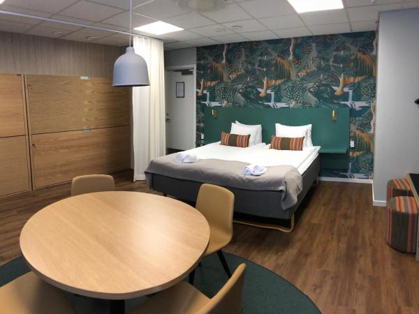 Best Western Kom Hotel Stockholm : photo 5 de la chambre chambre familiale avec salle de bains commune