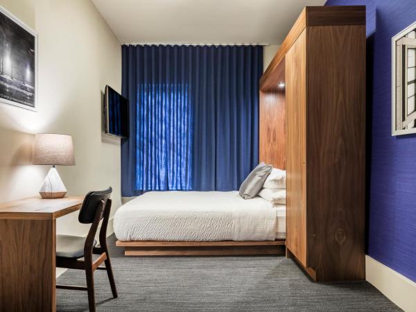 Found Hotel Boston Common : photo 1 de la chambre chambre lit queen-size