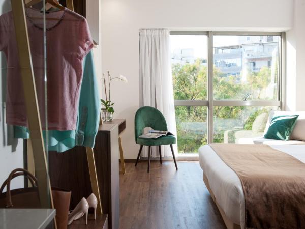 B4B Athens Signature Hotel : photo 4 de la chambre chambre double ou lits jumeaux supérieure - vue sur acropole