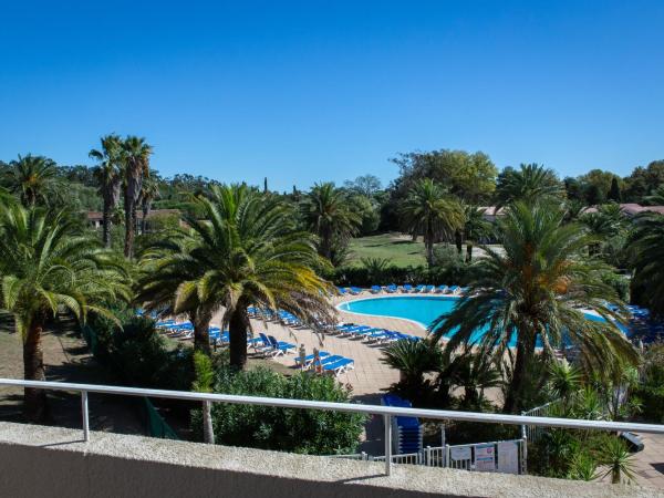 SOWELL HOTELS Saint Tropez : photo 9 de la chambre chambre double supérieure